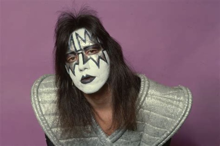 Ace Frehley Biography, Age, Height, Wife, Net Worth, Family