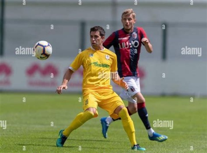 Adolfo Hirsch Biography, Age, Height, Wife, Net Worth, Family