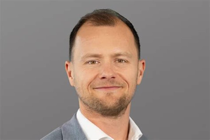 Adrian Peritore biografía, edad, altura, esposo, net worth, familia