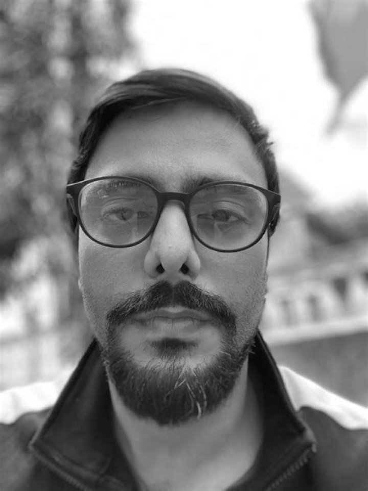 Akash Sagar Chopra Biography, Age, Height, Wife, Net Worth, Family