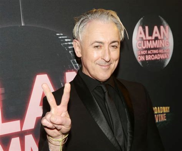 Alan Cumming Biography, Age, Height, Wife, Net Worth, Family