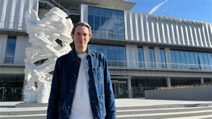 Alastair Sooke Biography, Age, Height, Wife, Net Worth, Family