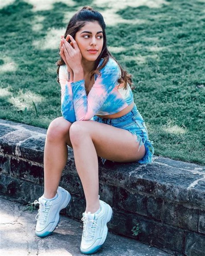 Alaya Furniturewala Biography, Age, Height, Husband, Net Worth, Family