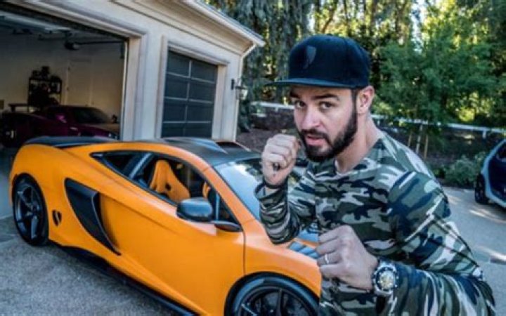 Alejandro Salomon Biography, Age, Height, Wife, Net Worth, Family