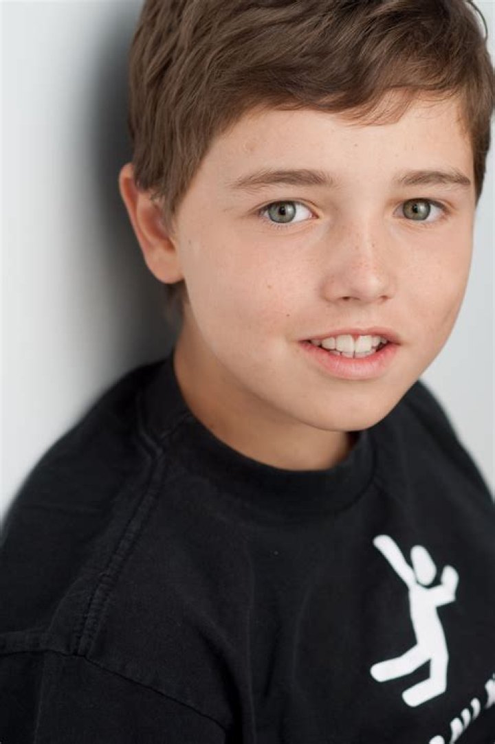 Alex Ferris Biography, Age, Height, Wife, Net Worth, Family