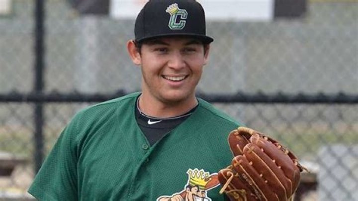 Alex Jackson Biography, Age, Height, Wife, Net Worth, Family