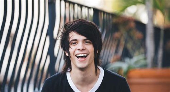 Alex Ramos Biography, Age, Height, Wife, Net Worth, Family