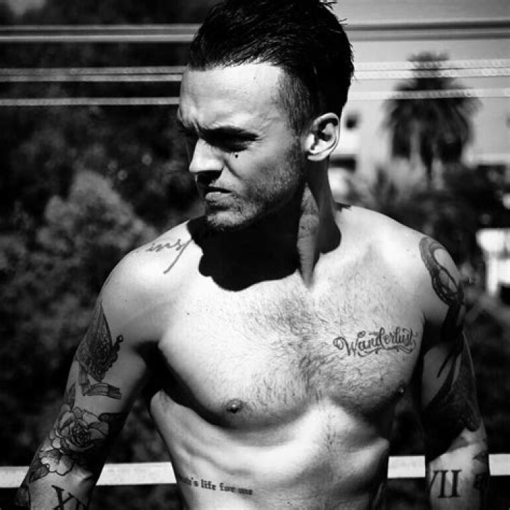 Alexander DeLeon Biography, Age, Height, Wife, Net Worth, Family