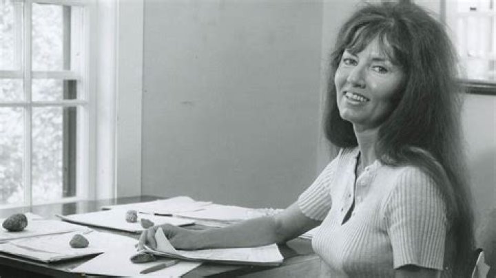 Alice Denham Biography, Age, Height, Husband, Net Worth, Family