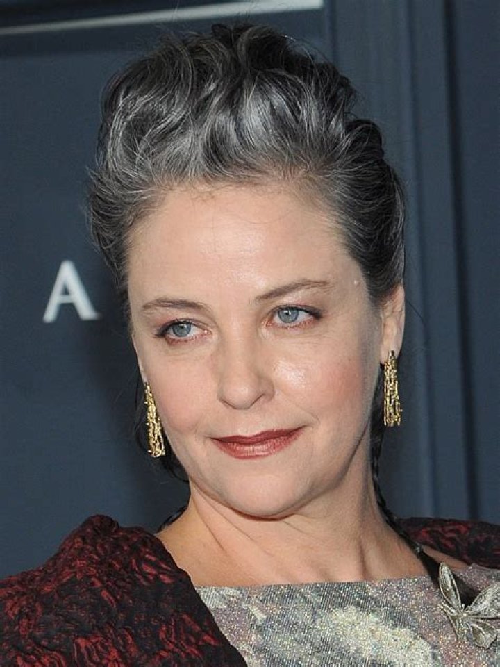 Alison Elliott Biography, Age, Height, Husband, Net Worth, Family