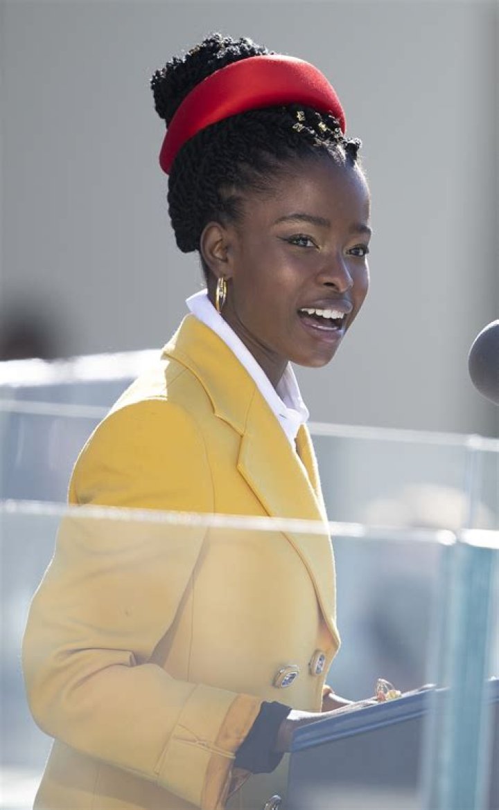 Amanda Gorman Biography, Age, Height, Husband, Net Worth, Family