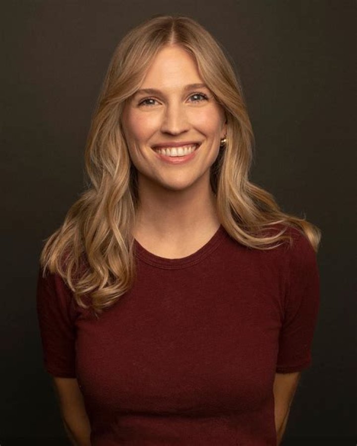 Amanda Lund Biography, Age, Height, Husband, Net Worth, Family