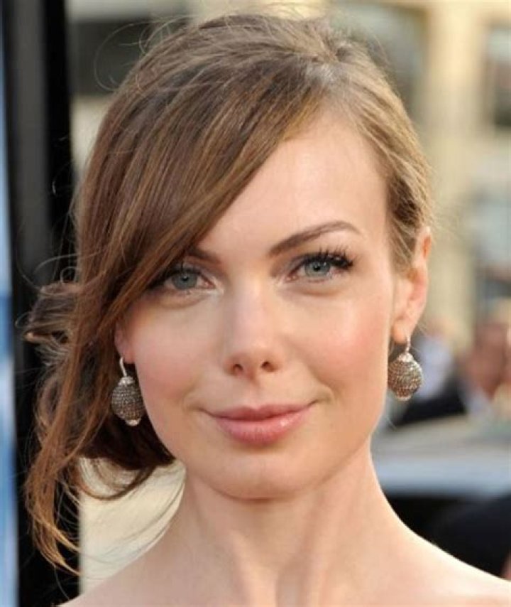 Amanda Walsh Biography, Age, Height, Husband, Net Worth, Family