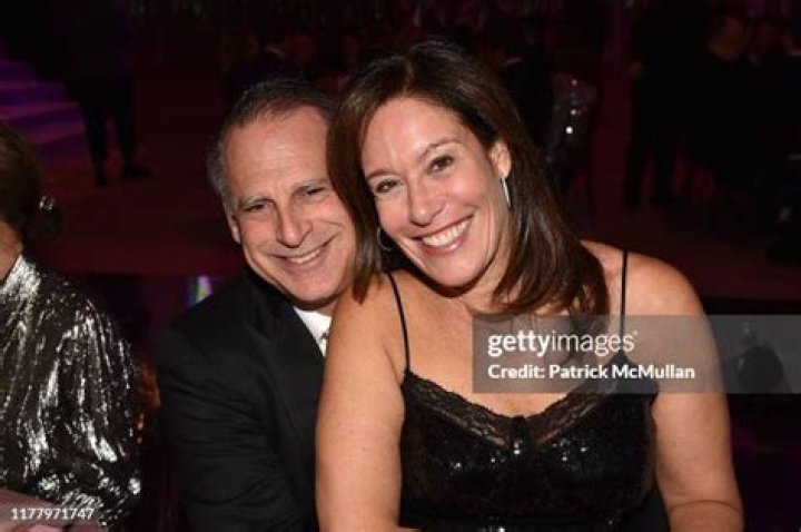 Amy Rose Silverman Biography, Age, Height, Husband, Net Worth, Family