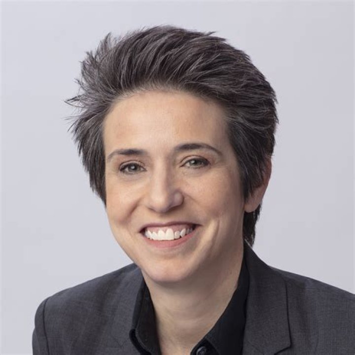 Amy Walter Biography, Age, Height, Husband, Net Worth, Family