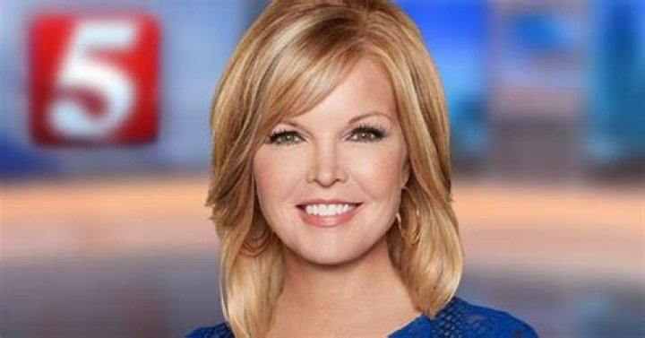 Amy Watson Biography, Age, Height, Husband, Net Worth, Family