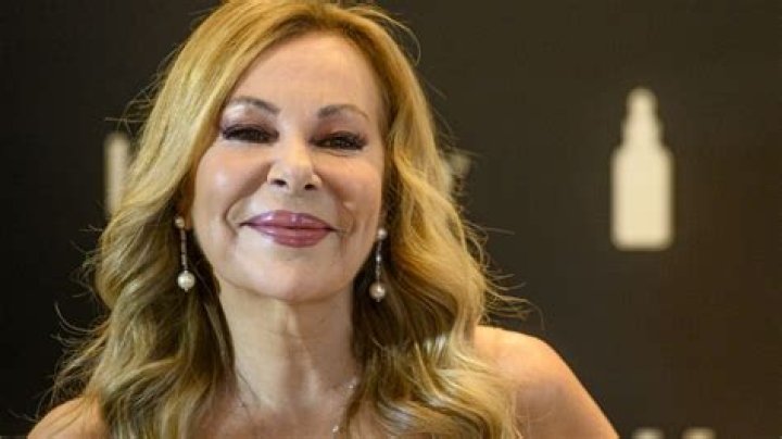 Ana Obregón Biography, Age, Height, Husband, Net Worth, Family