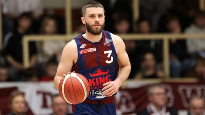 Andrzej Mazurczak Biography, Age, Height, Wife, Net Worth, Family