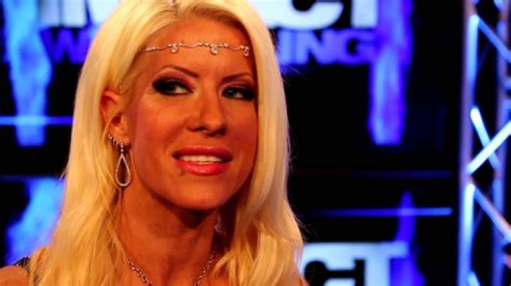 Angelina Love Biography, Age, Height, Husband, Net Worth, Family