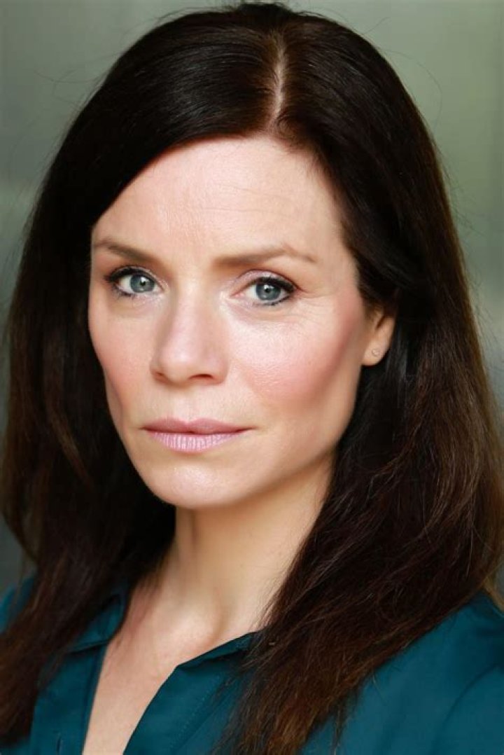 Anna Acton Biography, Age, Height, Husband, Net Worth, Family