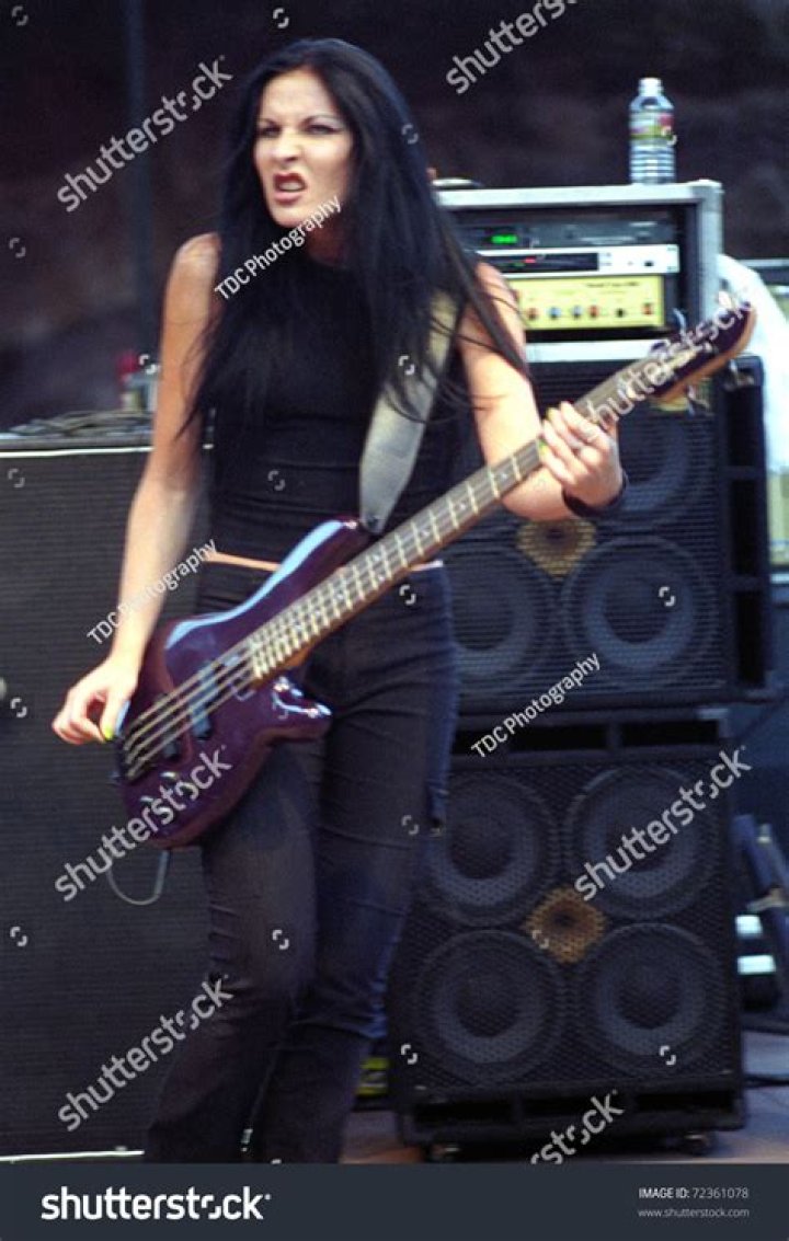 Anna Kjellberg Biography, Age, Height, Husband, Net Worth, Family