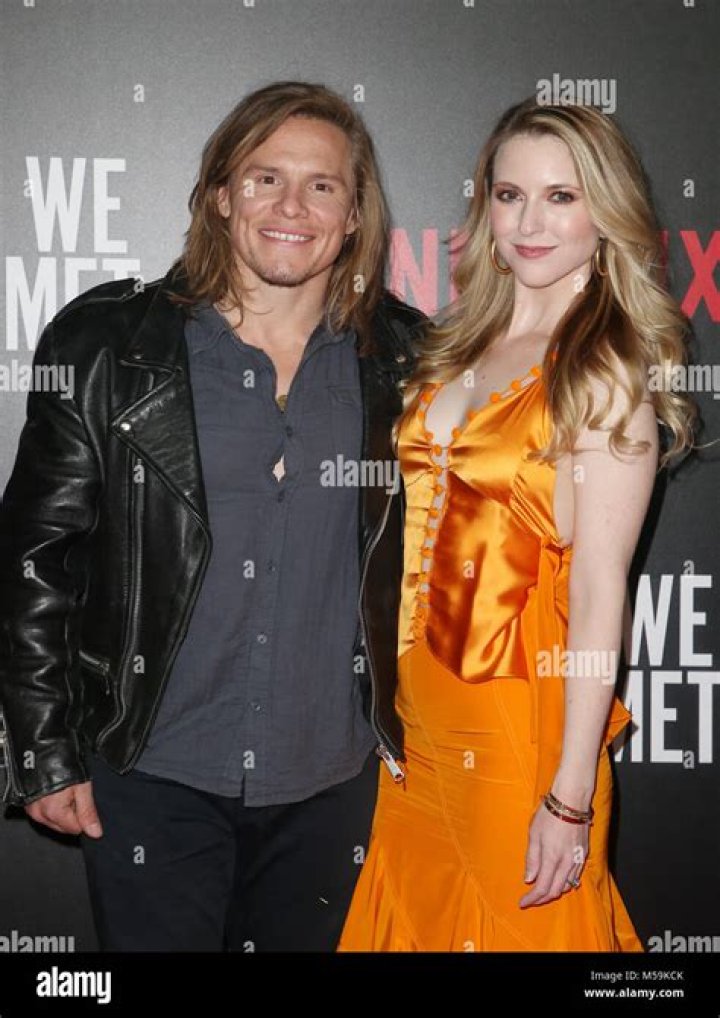 Annie Cavalero Biography, Age, Height, Husband, Net Worth, Family