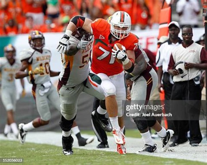 Anthony Chickillo biografía, edad, altura, esposo, net worth, familia