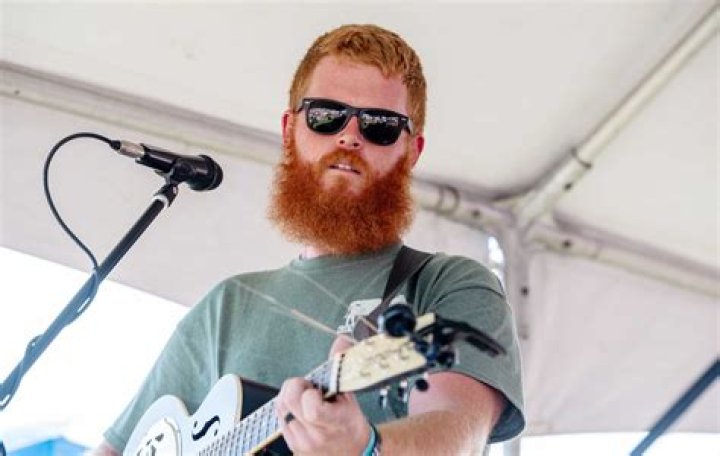 Anthony Oliver Biography, Age, Height, Wife, Net Worth, Family