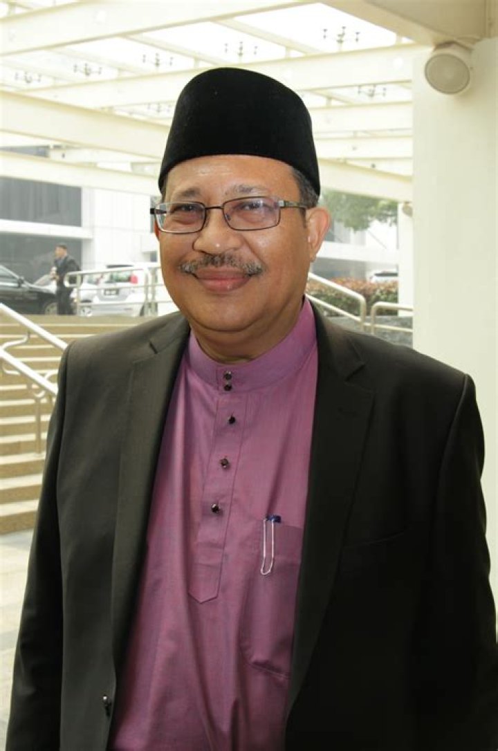 Ariff Sabri Abdul Aziz Biography, Age, Height, Wife, Net Worth, Family