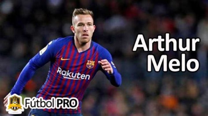 Arthur Melo Biography, Age, Height, Wife, Net Worth, Family