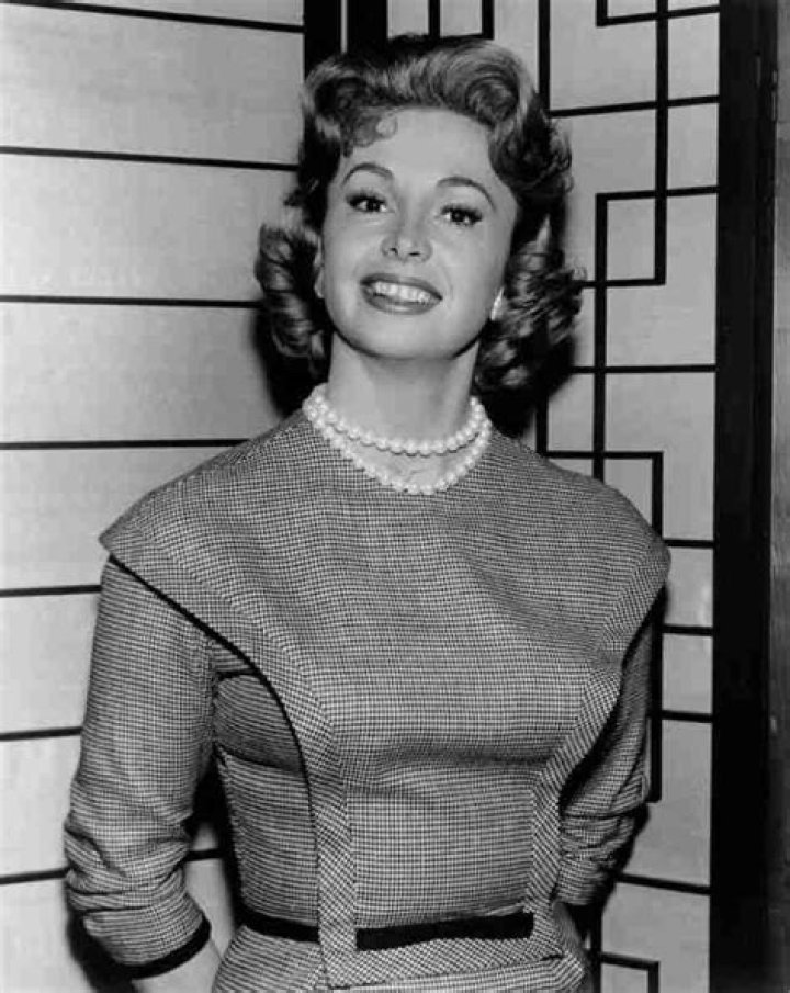 Audrey Meadows Biography, Age, Height, Husband, Net Worth, Family