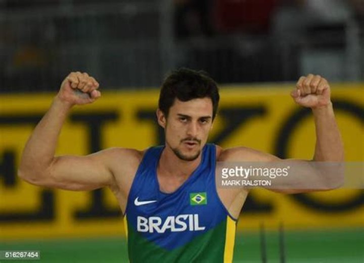 Augusto Dutra de Oliveira Biography, Age, Height, Wife, Net Worth, Family