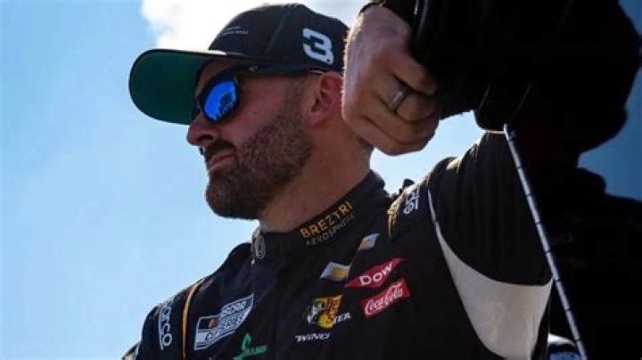Austin Dillon Biography, Age, Height, Wife, Net Worth, Family