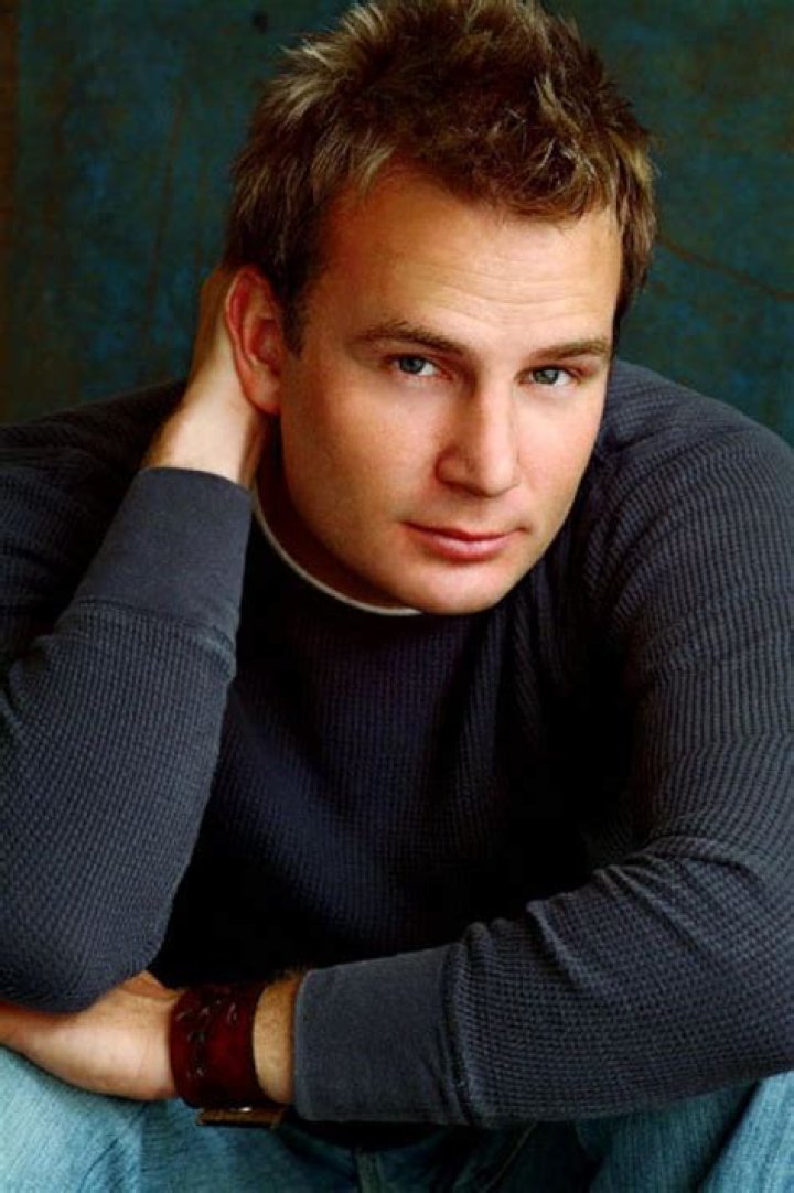 Austin O'Brien biografía, edad, altura, esposo, net worth, familia