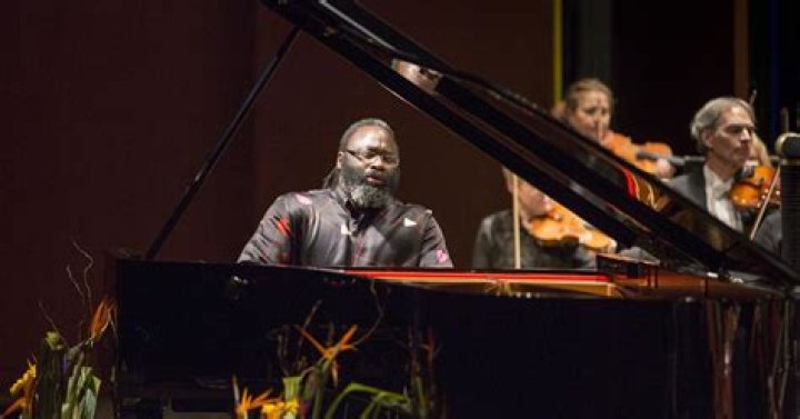 Awadagin Pratt Biography, Age, Height, Wife, Net Worth, Family