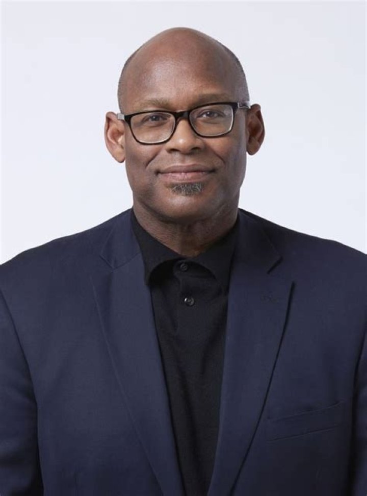 Aylwin Lewis Biography, Age, Height, Wife, Net Worth, Family