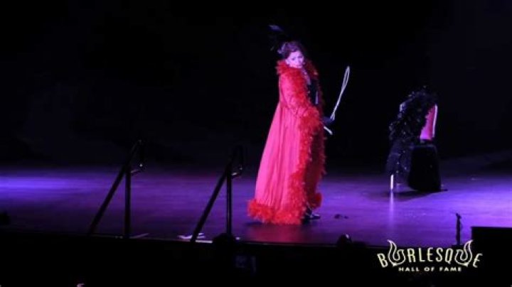 Bambi Jones Biography, Age, Height, Husband, Net Worth, Family