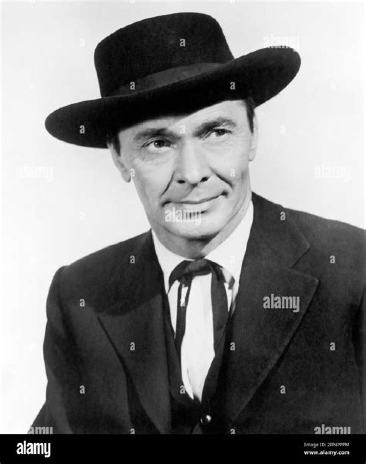 Barry Sullivan Biography, Age, Height, Wife, Net Worth, Family