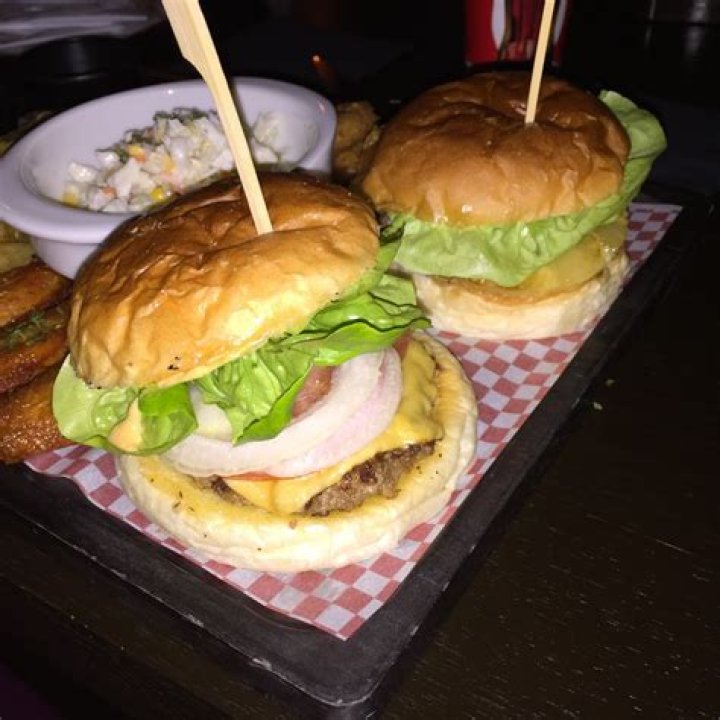 Bas Burger Biography, Age, Height, Wife, Net Worth, Family