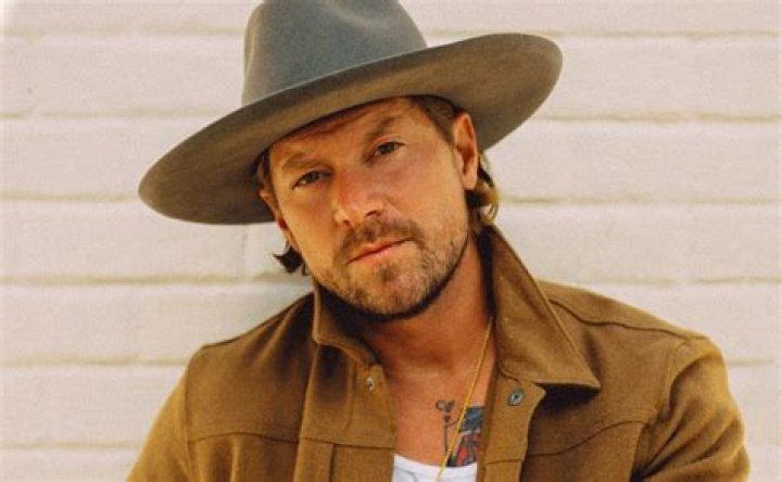 Bear Rinehart Biography, Age, Height, Wife, Net Worth, Family