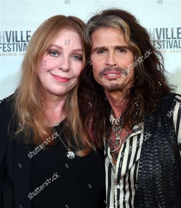Bebe Buell Biography, Age, Height, Husband, Net Worth, Family