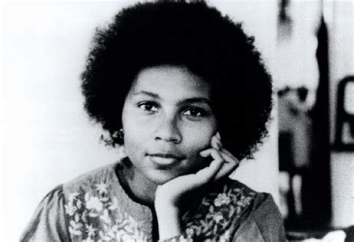 Bell hooks Biography, Age, Height, Husband, Net Worth, Family