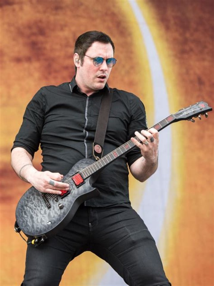 Benjamin Burnley Biography, Age, Height, Wife, Net Worth, Family
