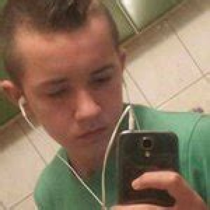 Benjamin Knapple Biography, Age, Height, Wife, Net Worth, Family