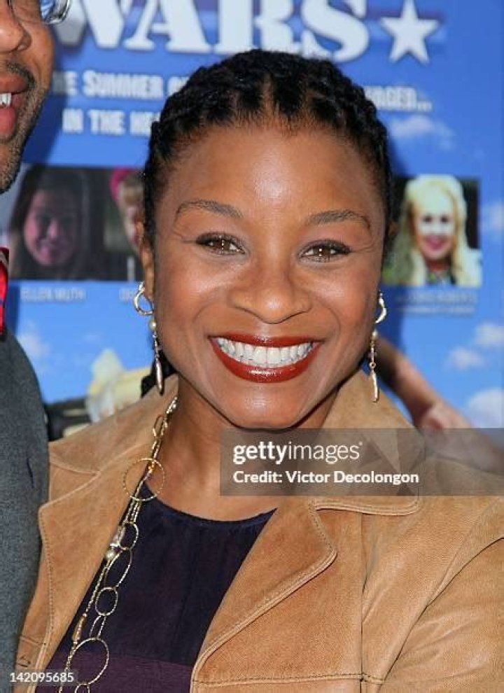 Bernadette Speakes biografía, edad, altura, esposa, net worth, familia