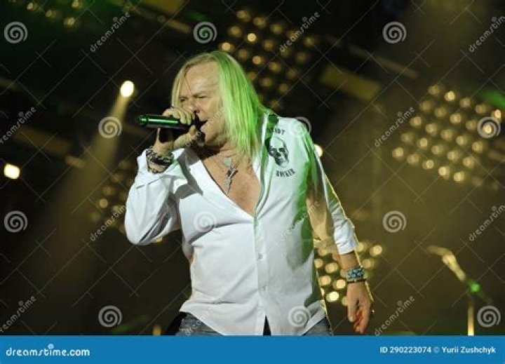 Bernie Shaw Biography, Age, Height, Wife, Net Worth, Family