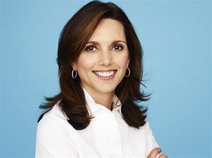 Beth Comstock Biography, Age, Height, Husband, Net Worth, Family