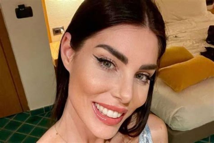 Bianca Atzei Biography, Age, Height, Husband, Net Worth, Family