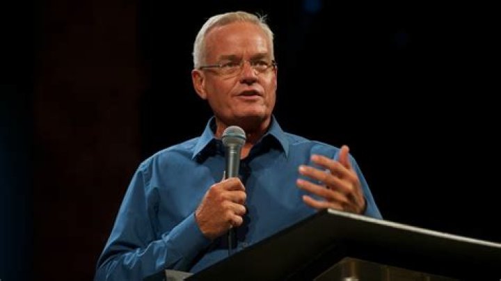 Bill Hybels Biography, Age, Height, Wife, Net Worth, Family