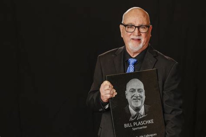 Bill Plaschke Biography, Age, Height, Wife, Net Worth, Family